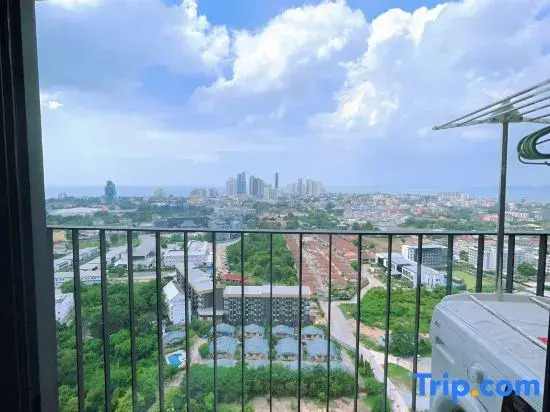 Pattaya North Station Resort Apartment