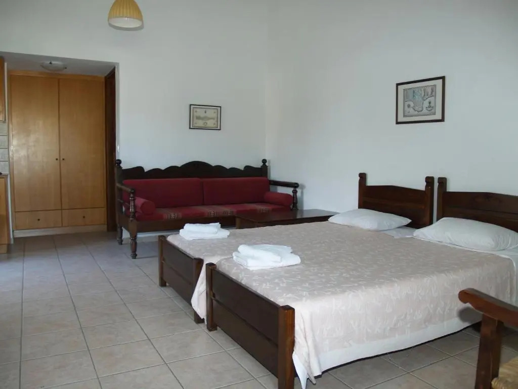 Irida Apartments -EX BLAZIS HOUSE
