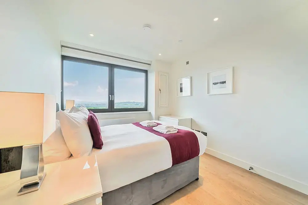 Roomspace Serviced Apartments -Oasis Way