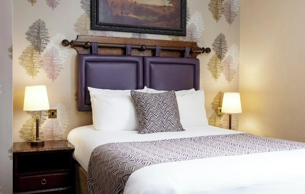 The Coleshill by Greene King Inns