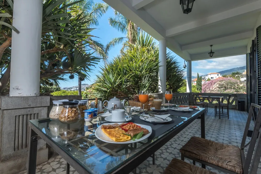 Molhe Hotel - Conde Carvalhal