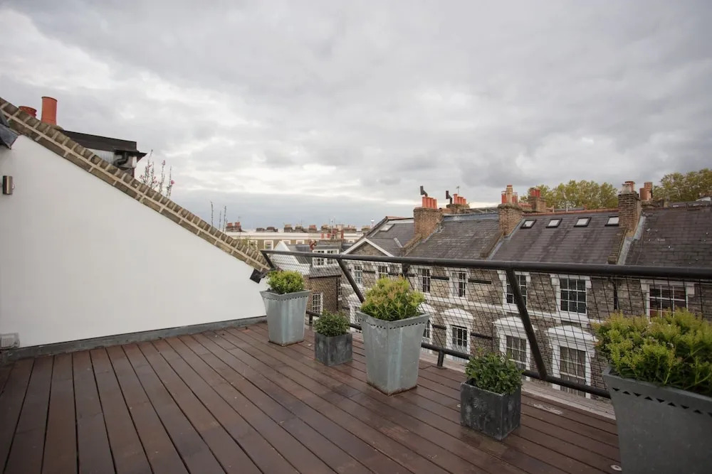 4 Bedroom House Next to Primrose Hill