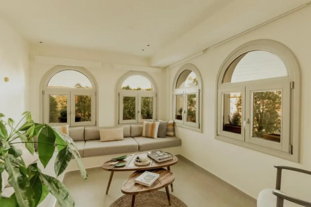 Opal Paros