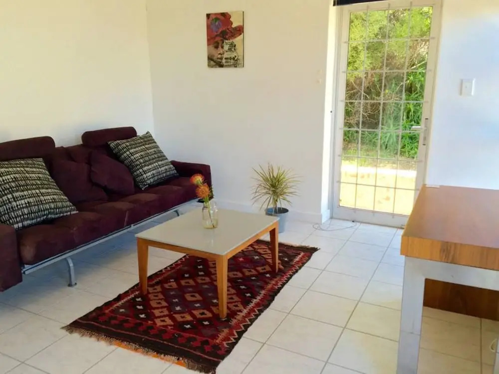 Camps Bay 1 Bedroom Nature Cottage With Views