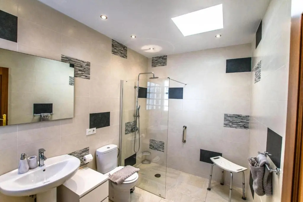 Villa Alegranza - LH190 By Villas Now Ltd