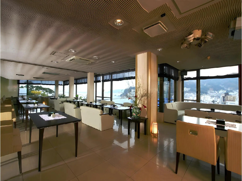 Tsukinosumika Atami Juraku Hotel
