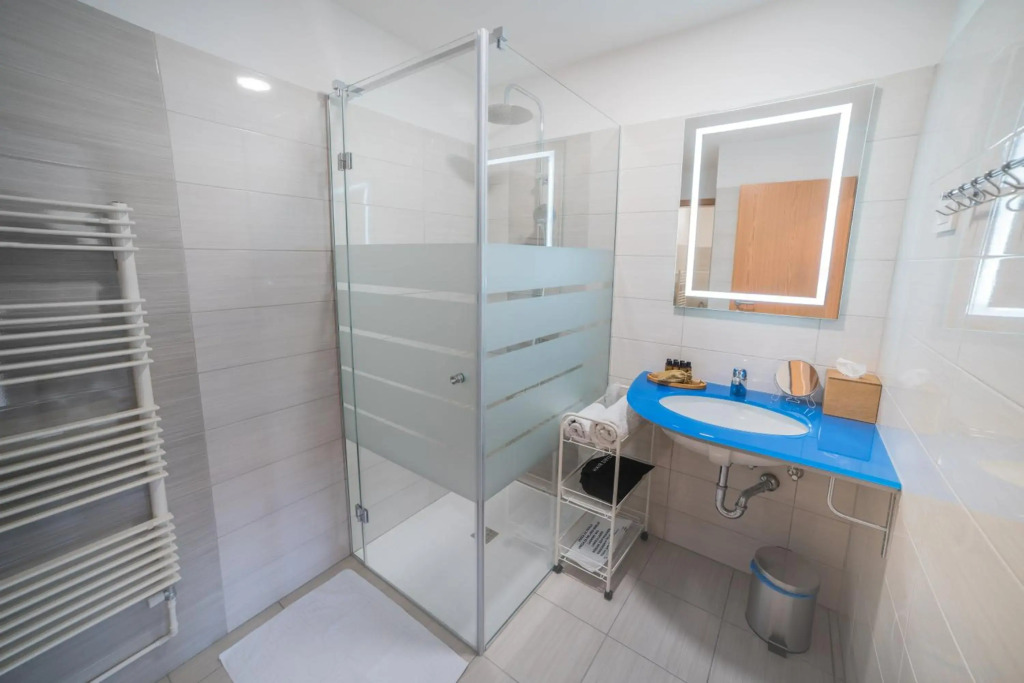 Apartma Lida 1- mirna lokacija, brezplačno parkirišče, 10 minut hoje do jezera in gradu