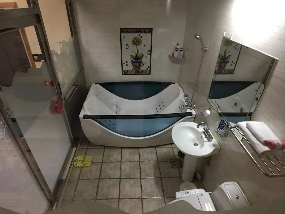 Gallery Motel