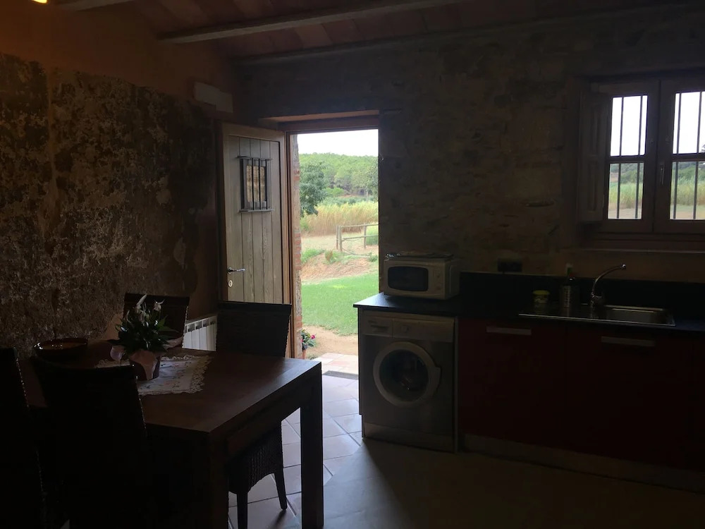 Masia Can Oller by Checkin