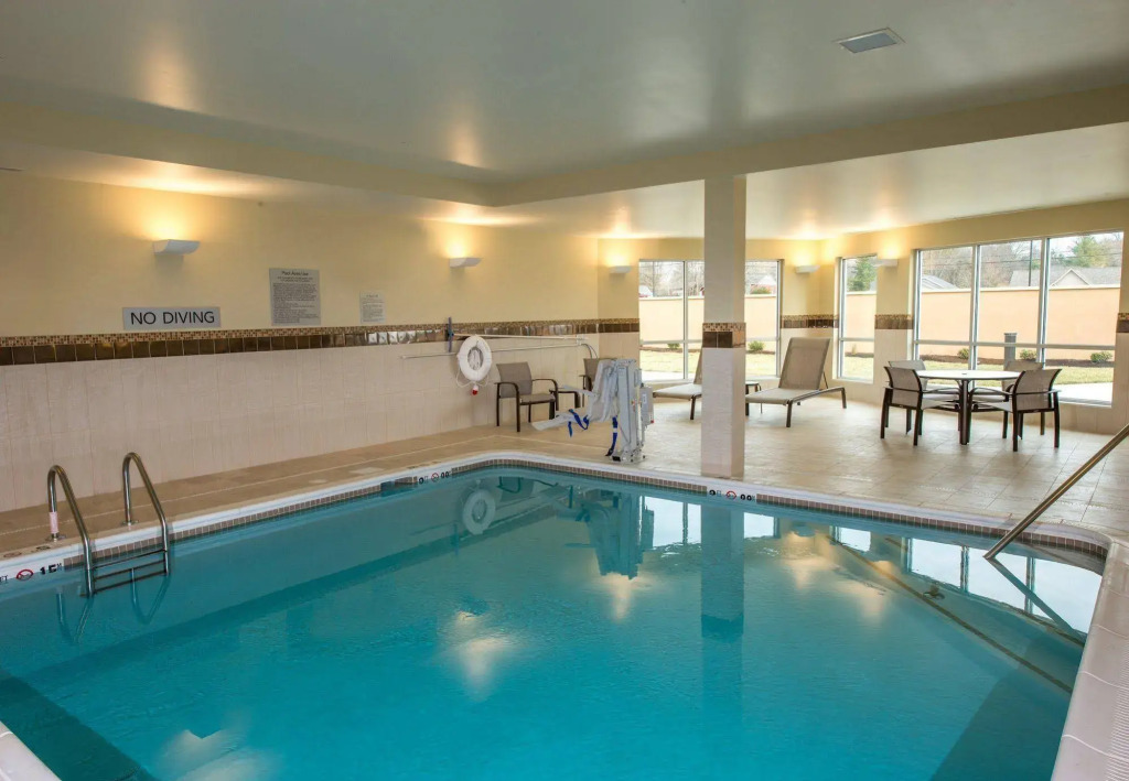 Courtyard by Marriott Somerset