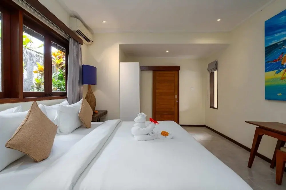 Villa Alroda Antik - Peaceful 4BR Villa with Private Pool in Canggu
