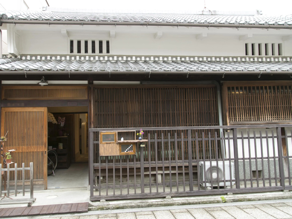 Female-Only Guesthouse Tomari-ya