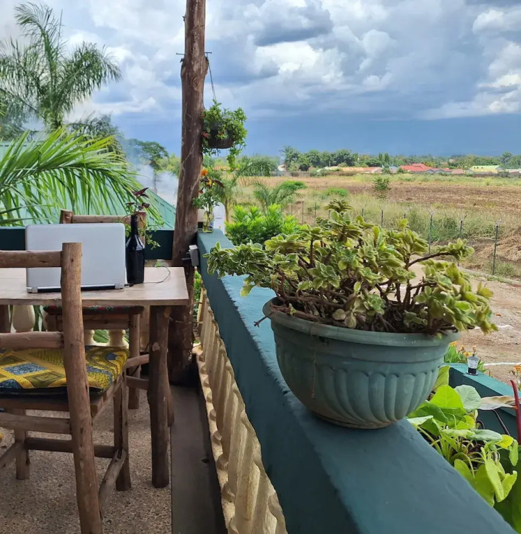 Hill View Garden Hotel