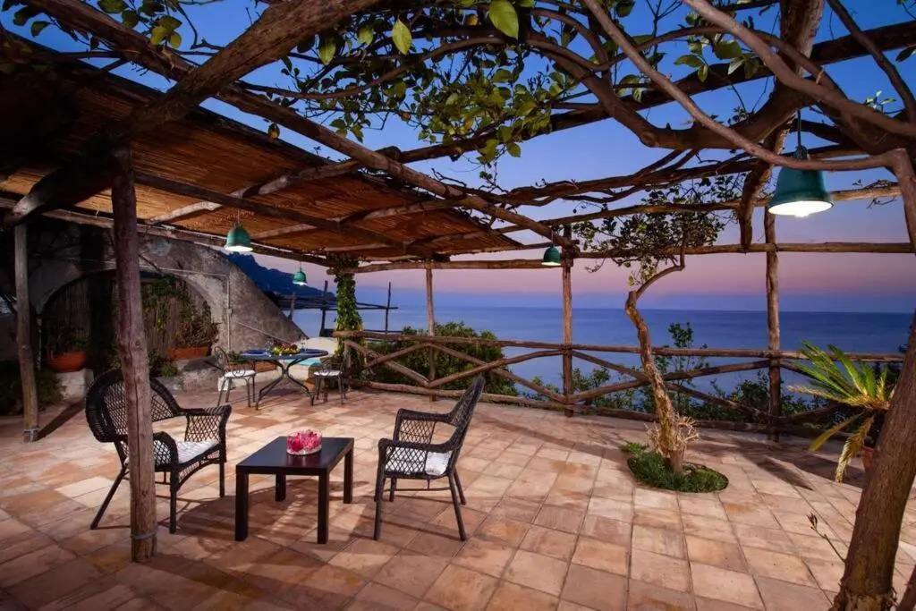 Villa Principessa Pool and Sea Access by Amalfivacation