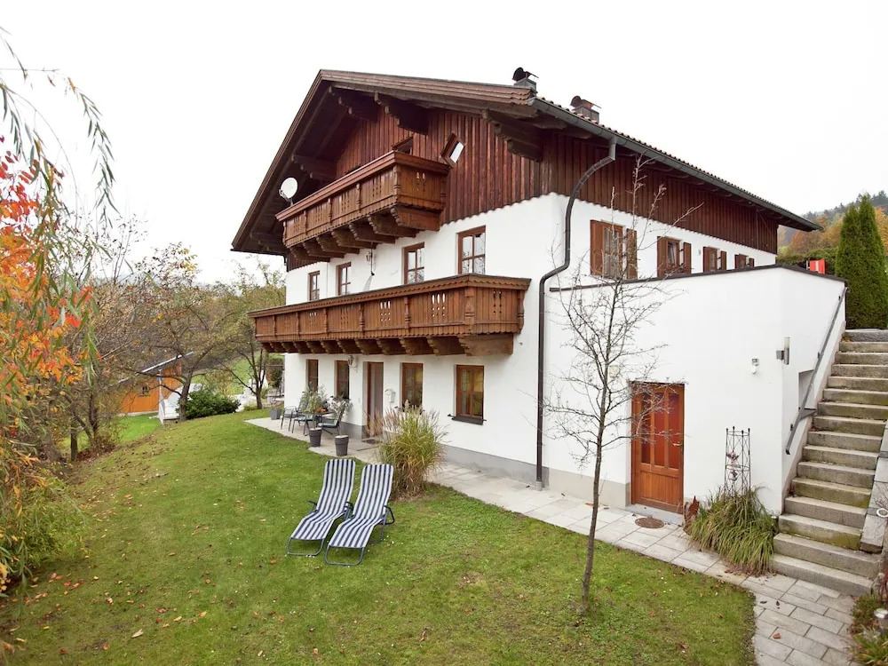 Inviting Apartment With Terrace, Garden, Barbecue, Deckchair