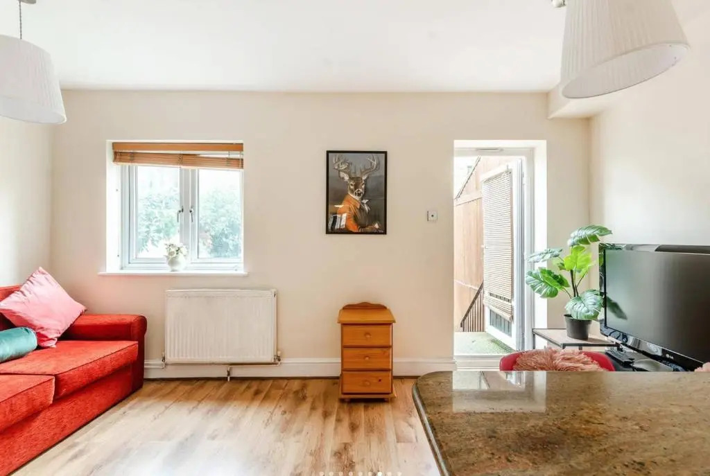 Lovely flat in West Kensington Central London