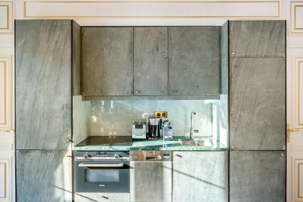 Luxury 3 Bedroom 3 Bathroom In Heritage Building - Ac - Louvre