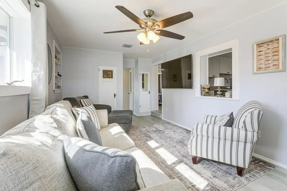 Boat Dock & Yard: Waterfront Okeechobee Retreat