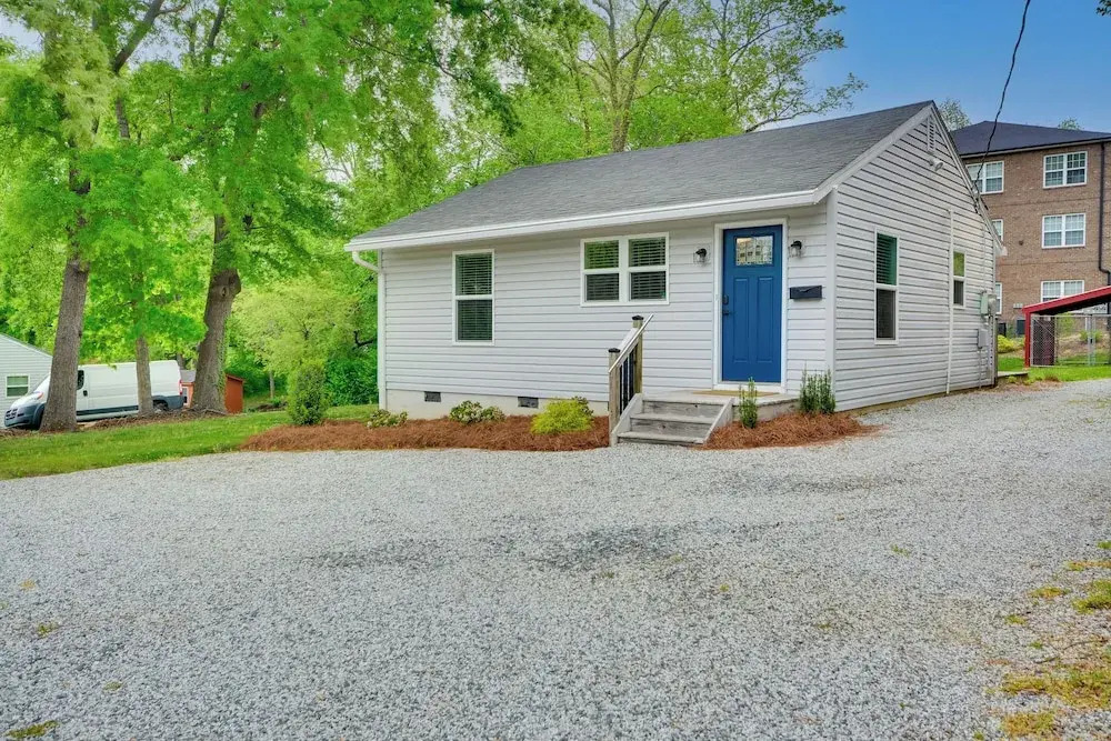 2 Mi to Downtown: Greensboro Home By Park!
