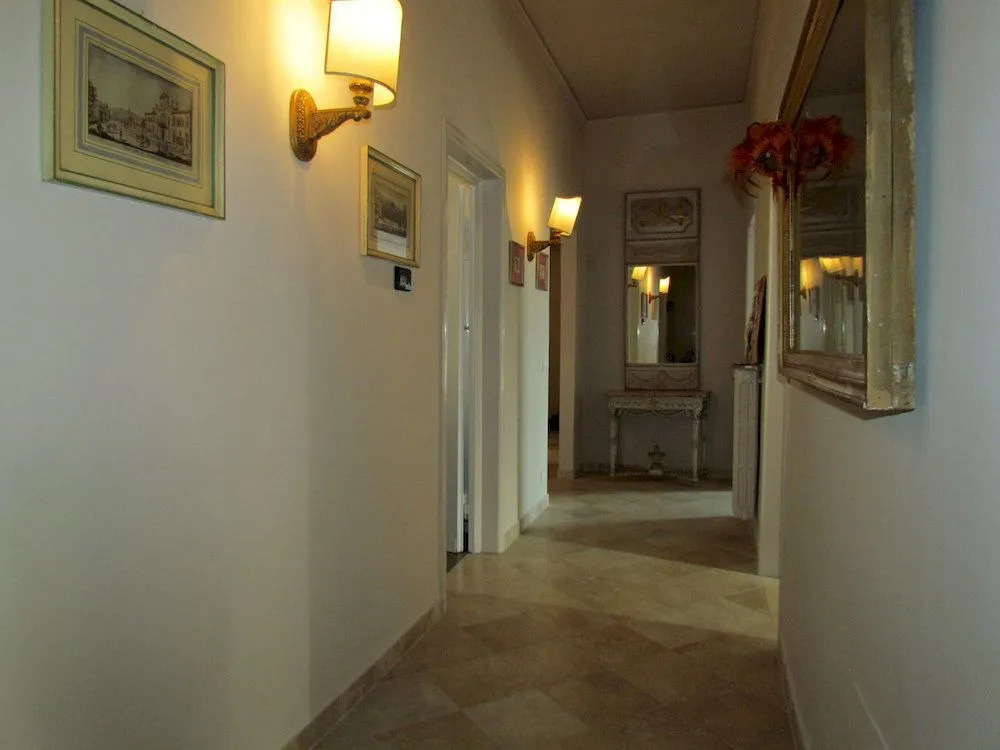 Florence Apartments Home Feeling