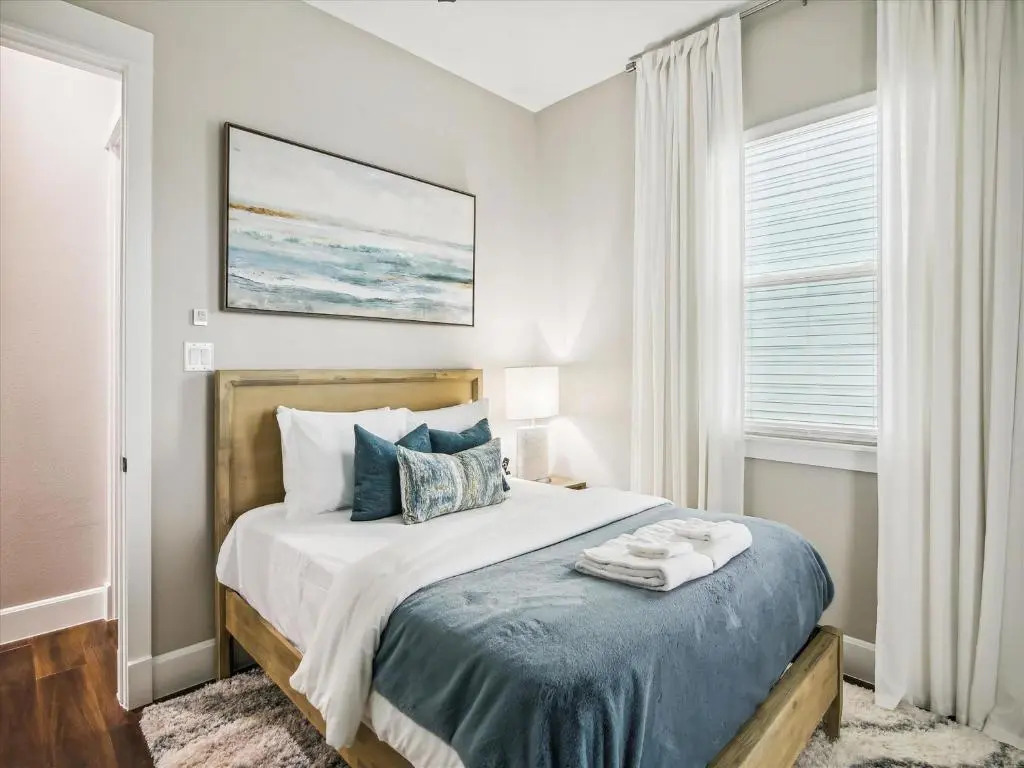 Sandy Cheeks Surfside by Ryson Vacation Rentals