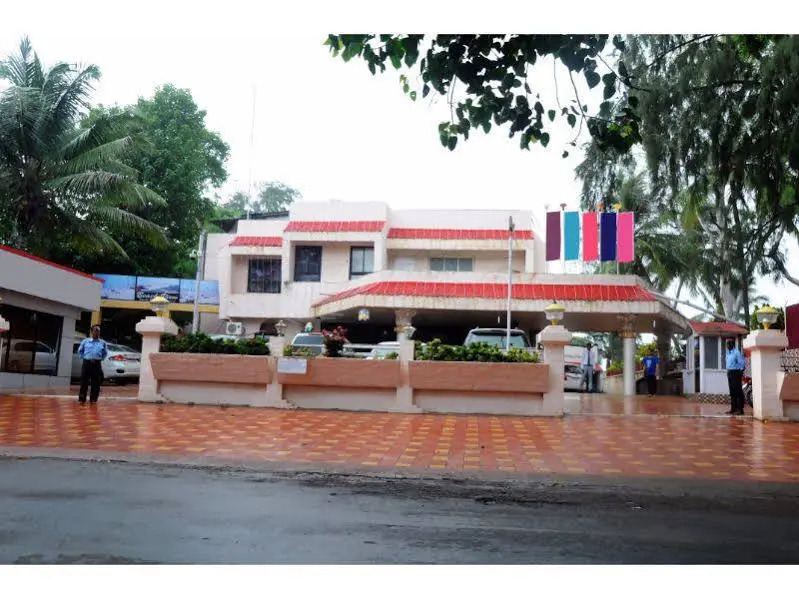 Vista Rooms At Devka Beach Road