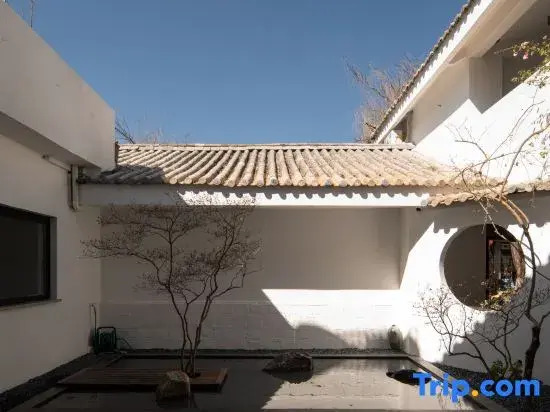 Mitang · Shijing Song's Aesthetic Homestay (Shuhe Old Town)