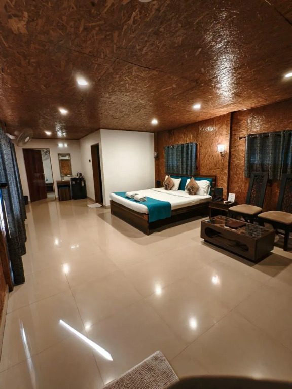Whispering Woods Resort