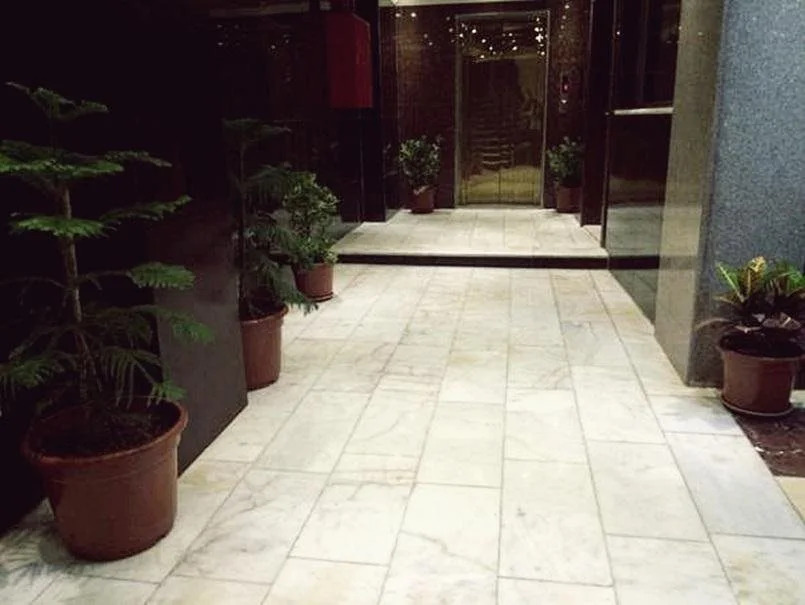 Nahas Plaza