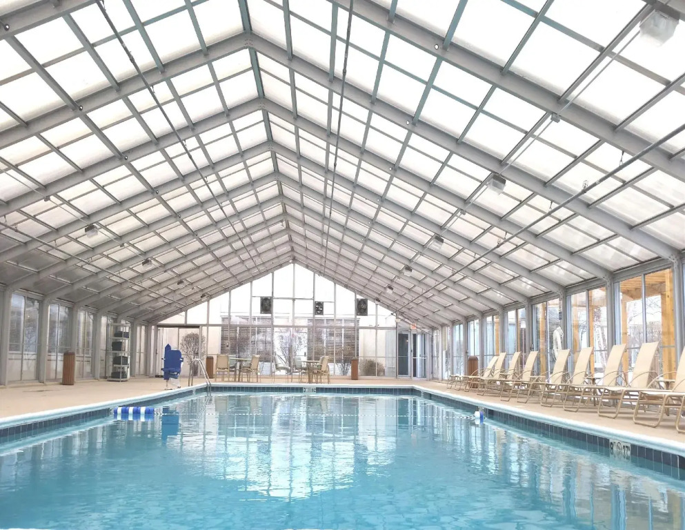 DoubleTree by Hilton Libertyville-Mundelein
