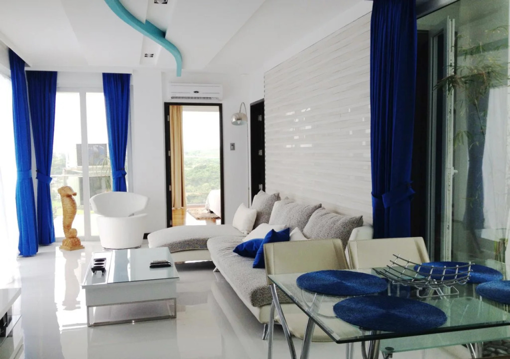 Tanawin Resort & Luxury Apartments