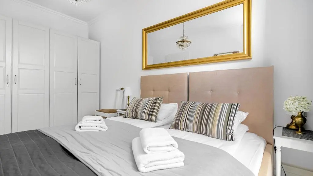 Comfy Apartments - Stare Miasto z Ogrodem