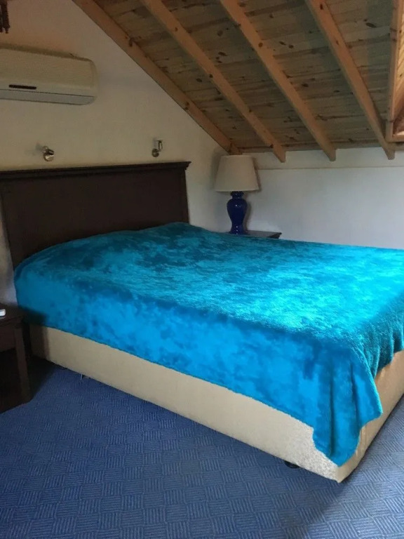 Porto Ceneviz Hotel
