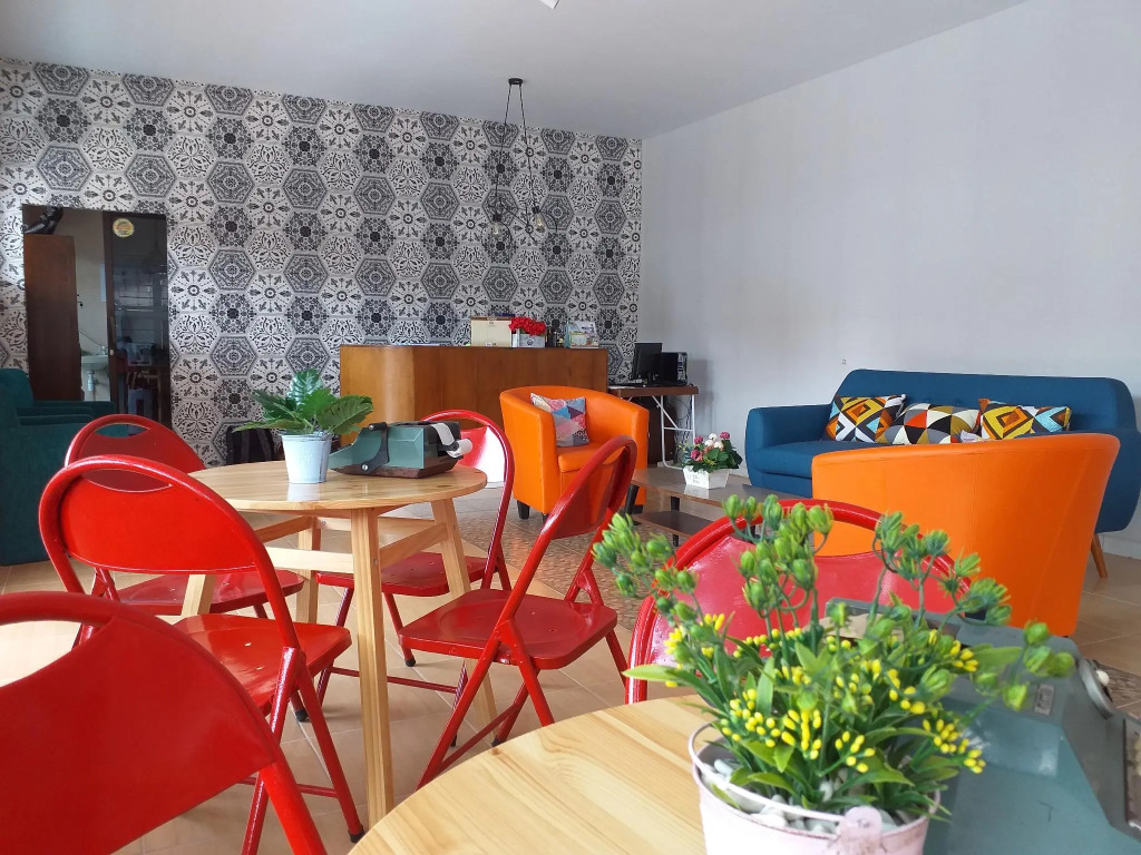 Home Addicts Hostel