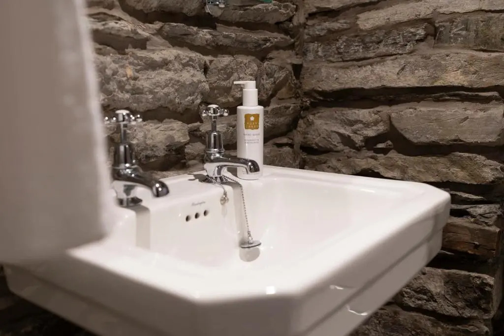 Romantic rural couples retreat in the stunning village of Crosthwaite, Lyth Valley