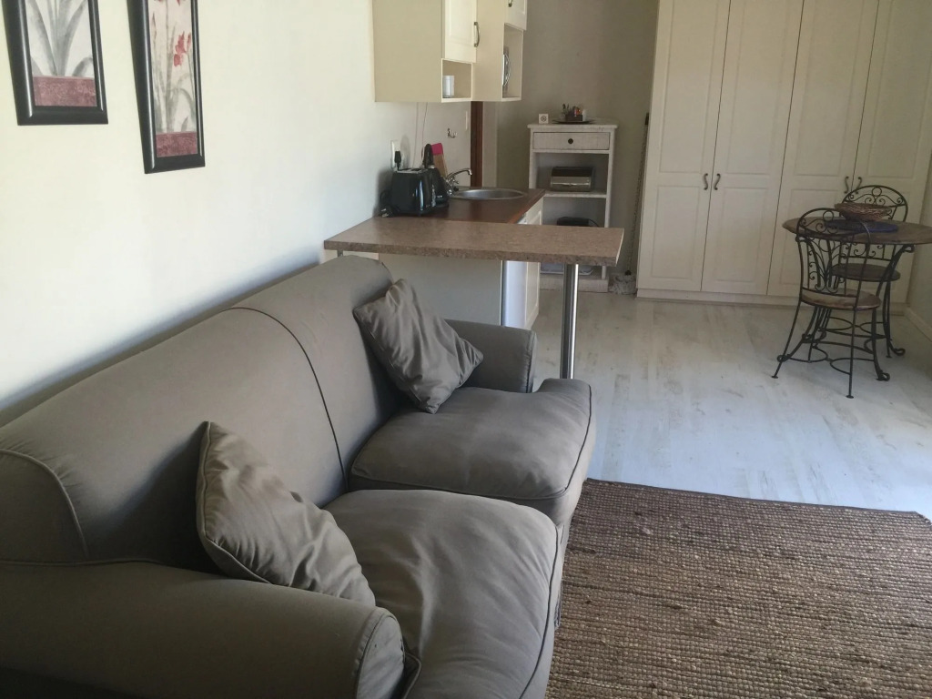 Sea Whisper Guest House
