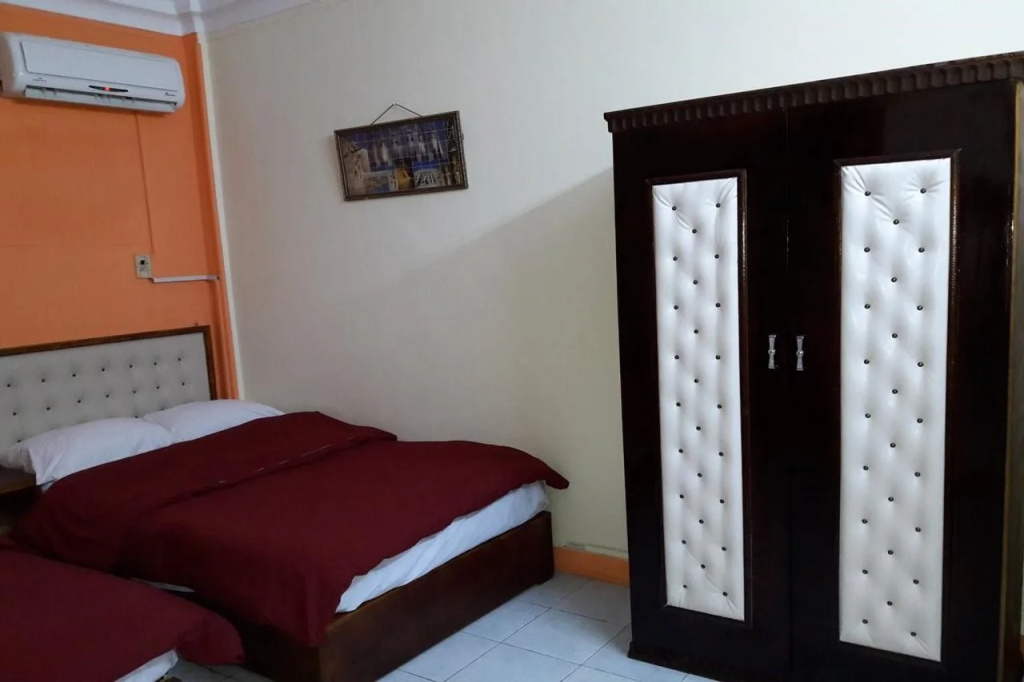 New Palace Hotel