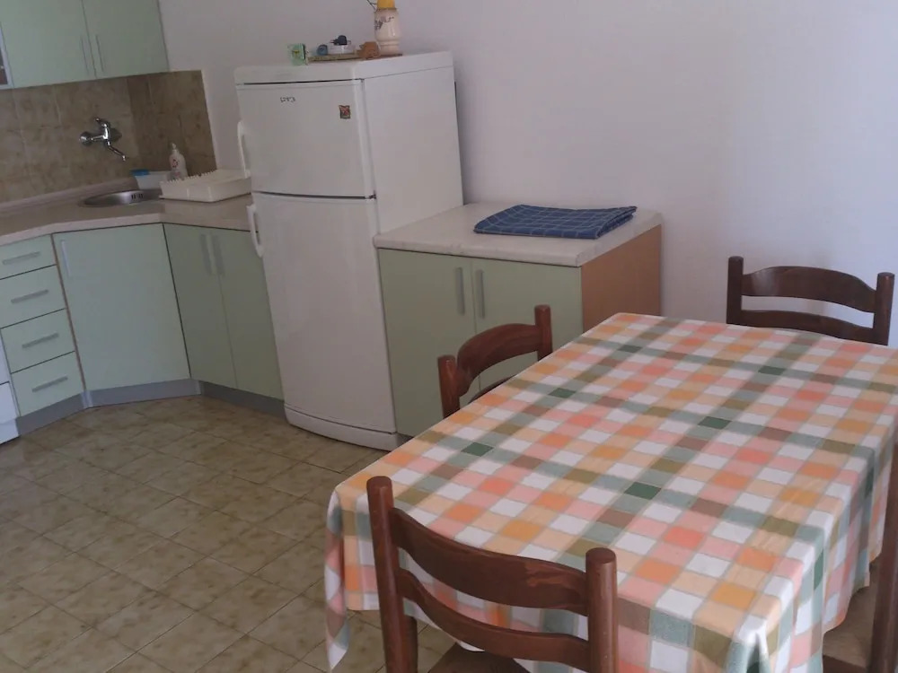 Apartments Jakov