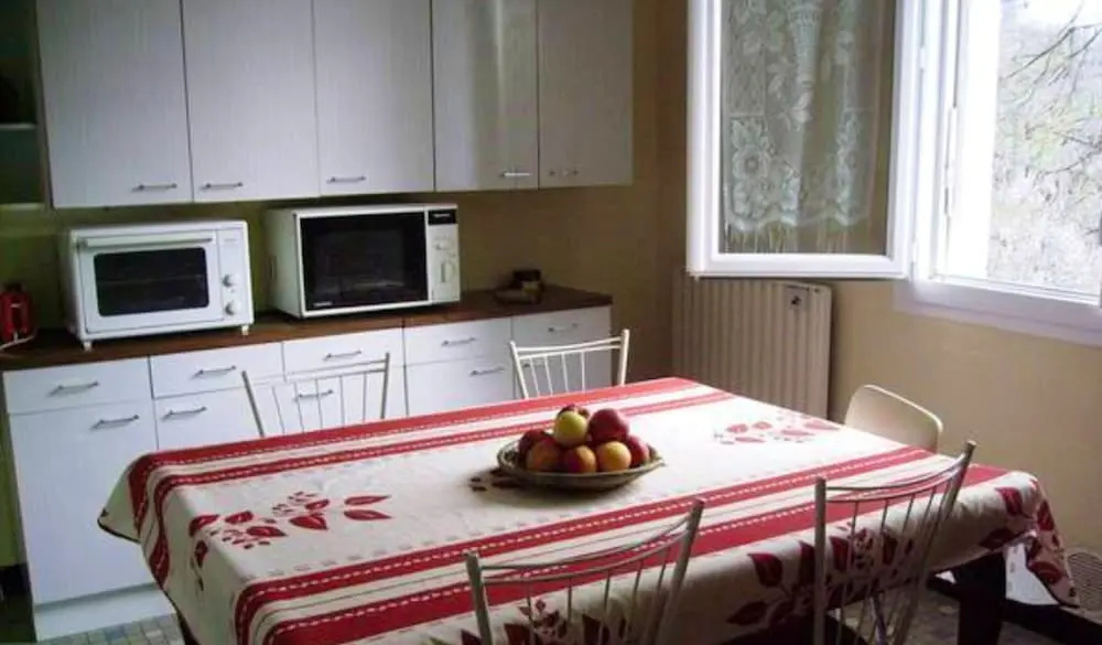 House With one Bedroom in Port-sainte-marie, With Wonderful Mountain View, Shared Pool and Furnished Balcony