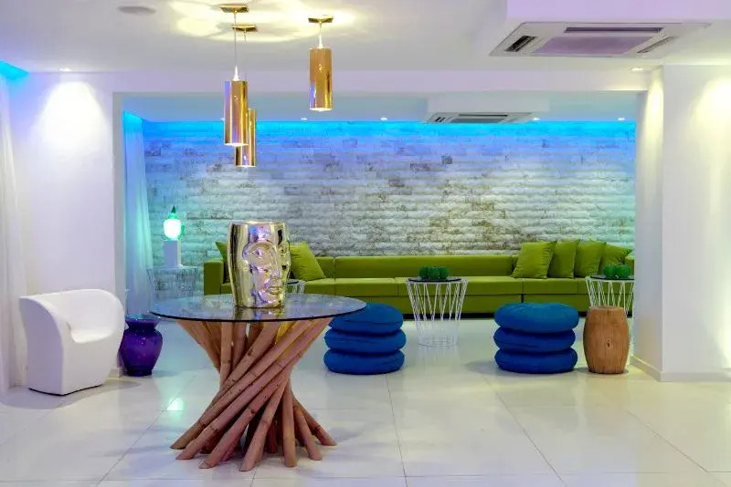 So Nice Boutique Suites