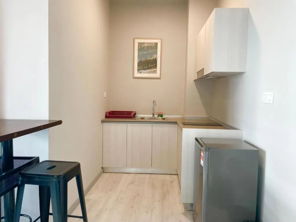Sunset Seaview Vacation Condos @ Jesselton Quay