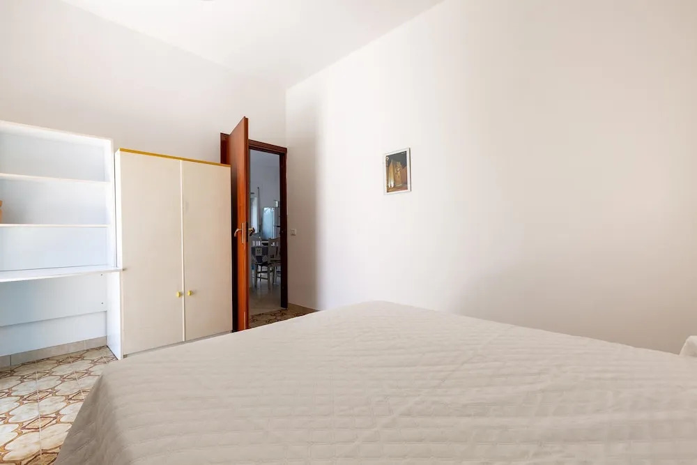 2957 Casa Uccio by Barbarhouse