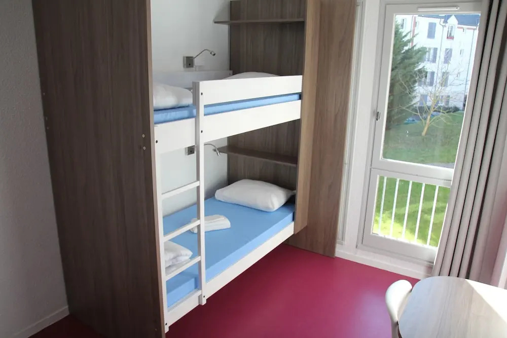 Auberge de Jeunesse Orléans Centre Ville - Hostel