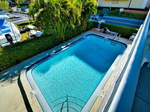 Bayside Condos 18