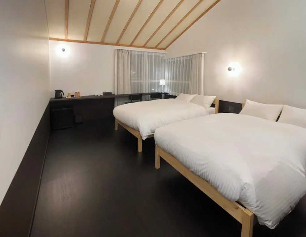 Lapis Jogasaki B&B