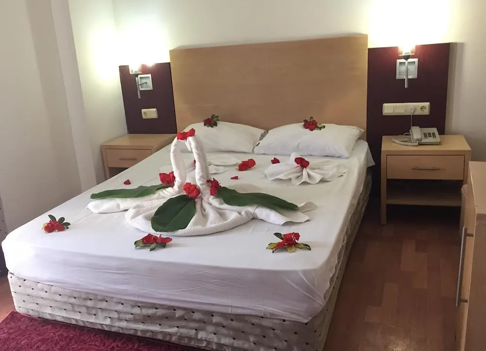 Side Elis Hotel