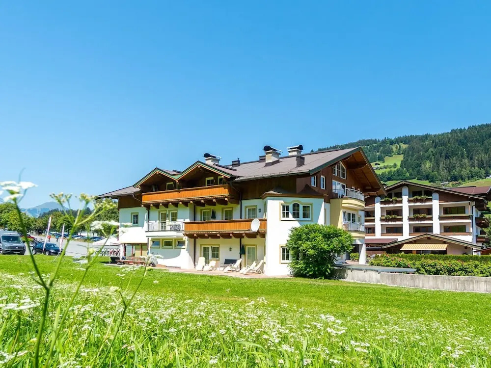 Cozy Apartment in Kirchberg with Sauna