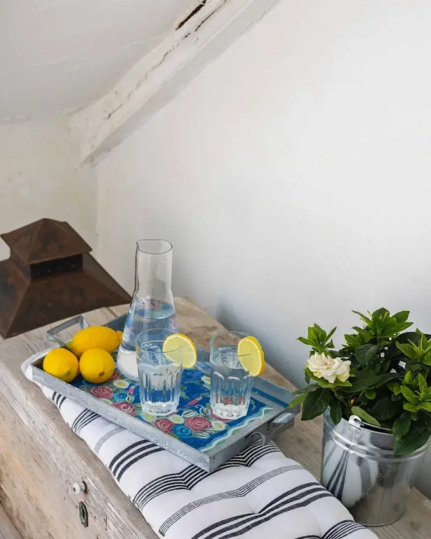 Tinos experience the house