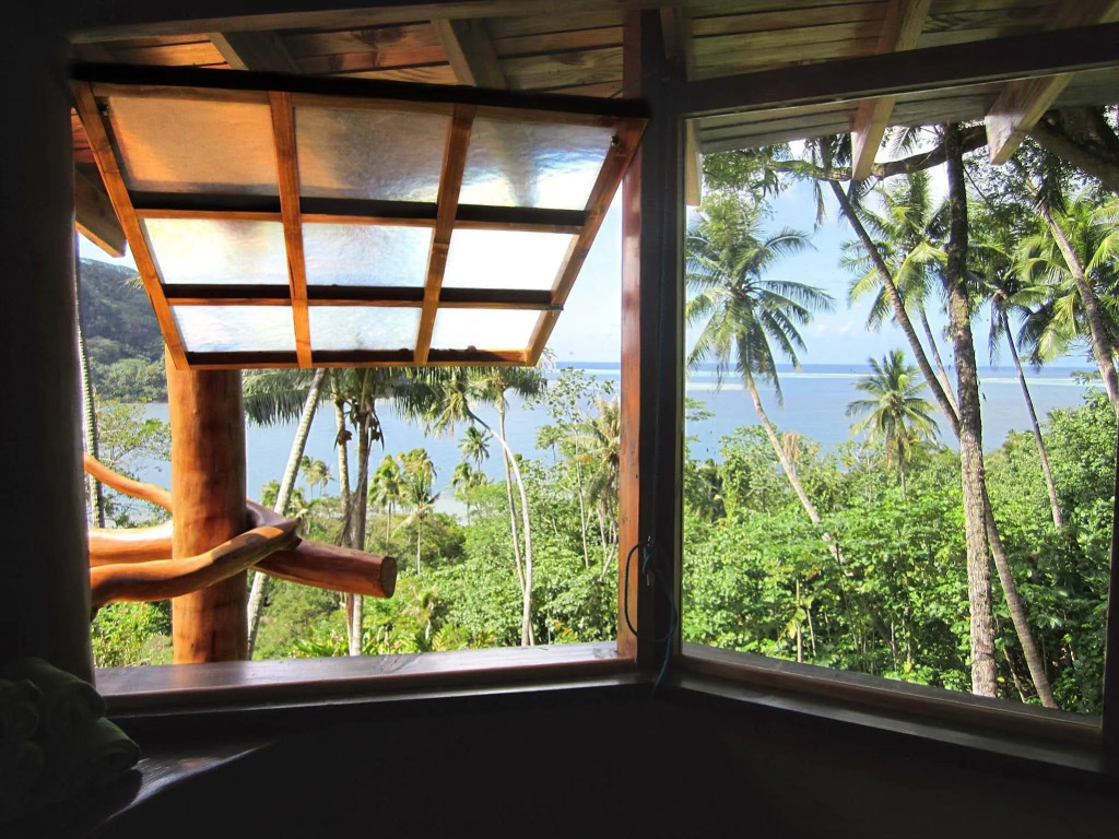 Fare Oviri Lodge