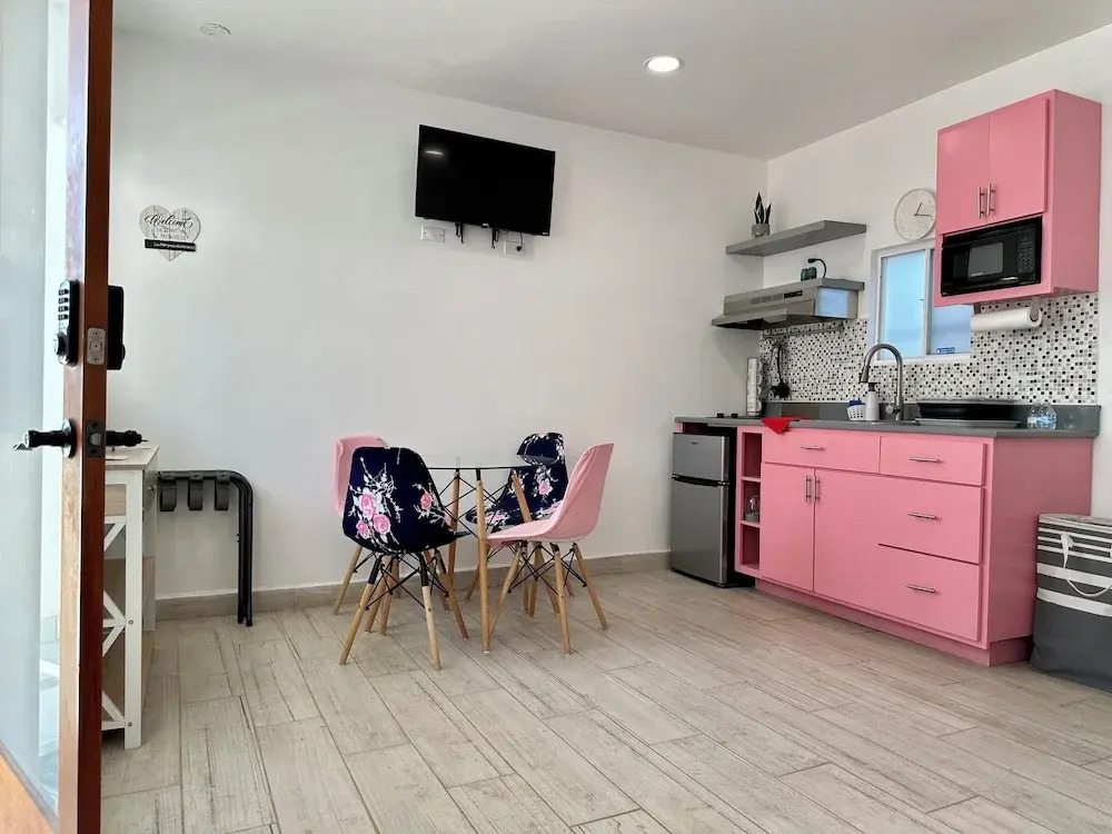 Las Mariposas Mini Suites